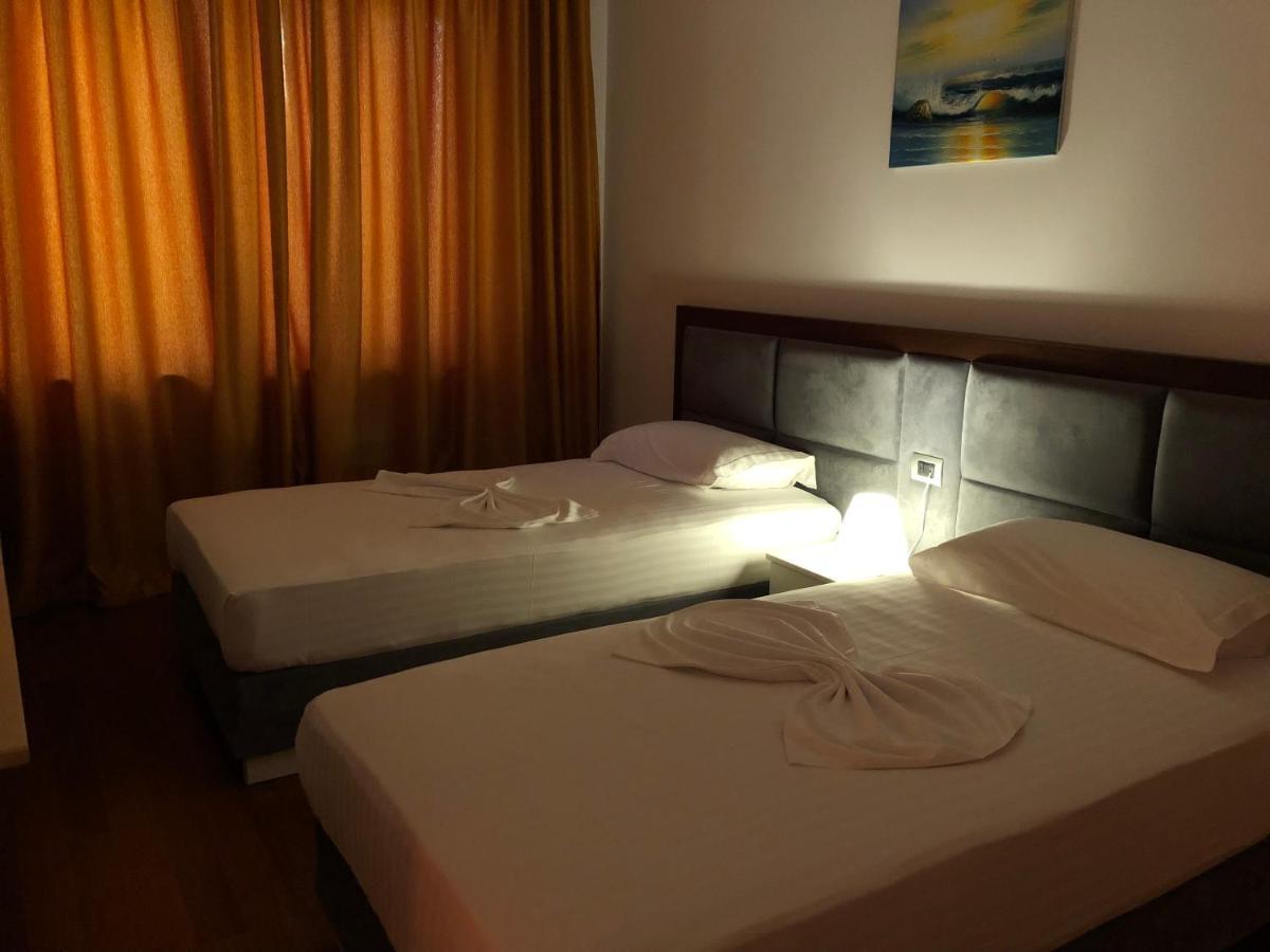Nemesis Hotel Саранда Екстер'єр фото
