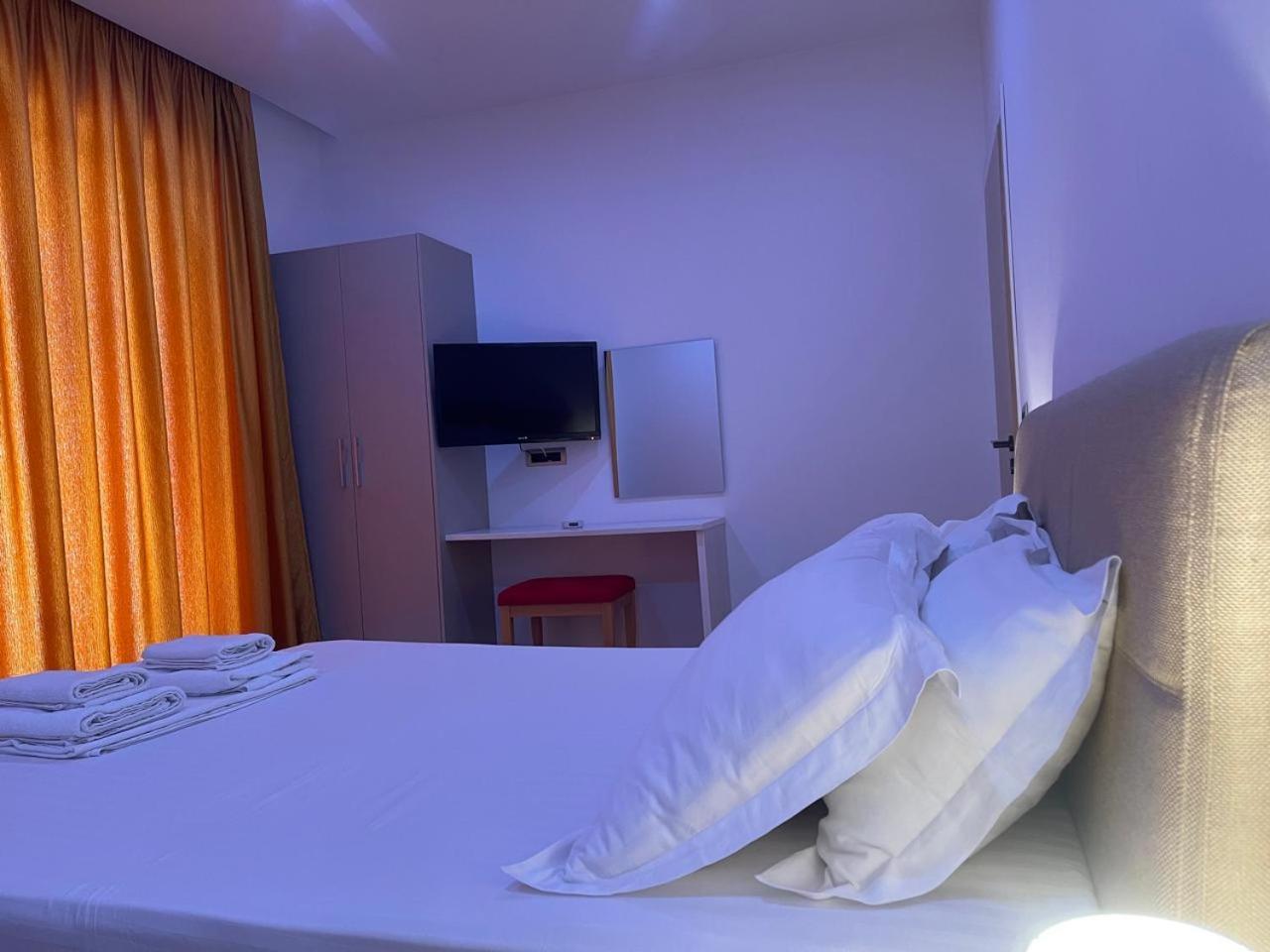 Nemesis Hotel Саранда Екстер'єр фото