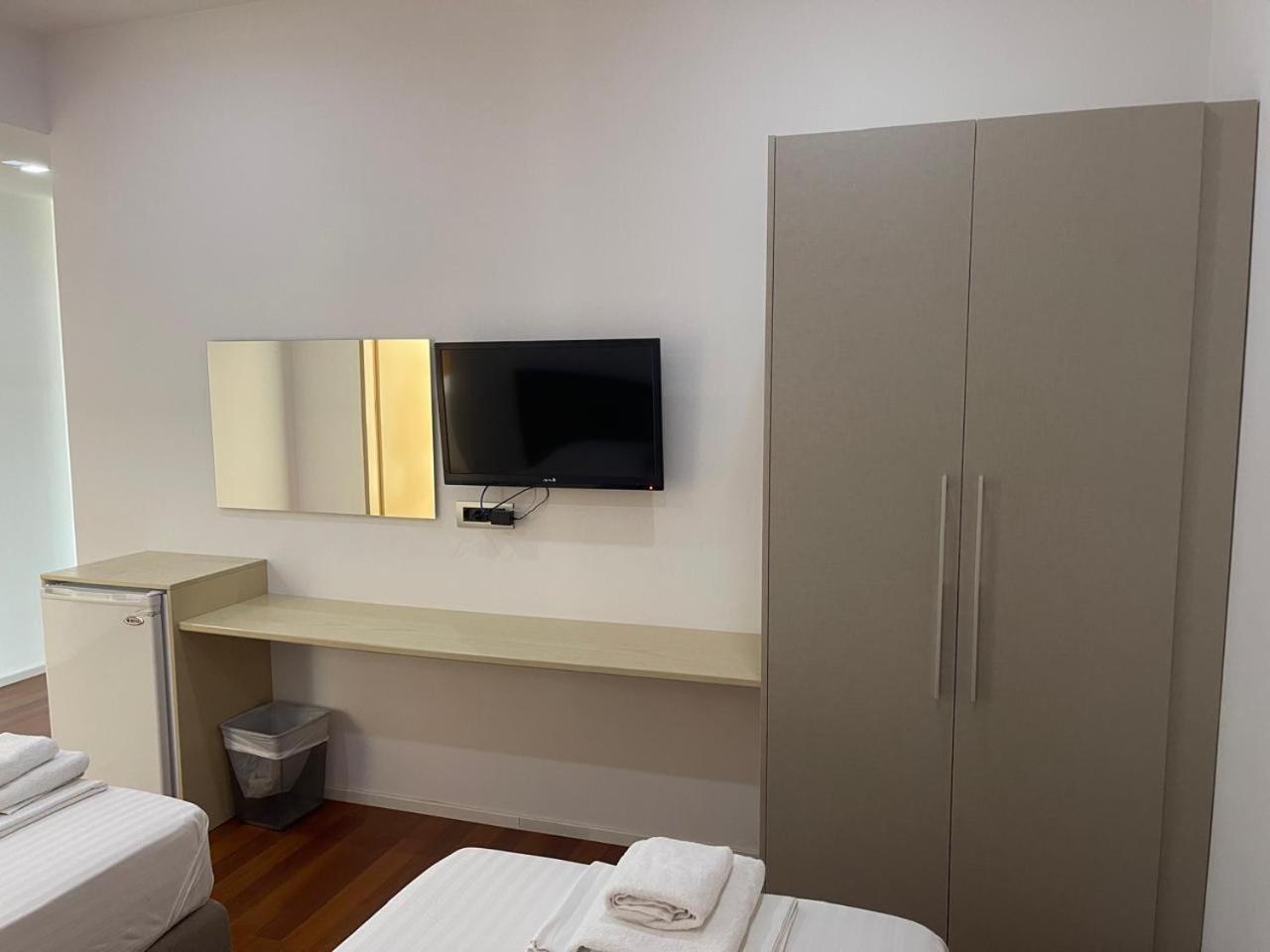 Nemesis Hotel Саранда Екстер'єр фото