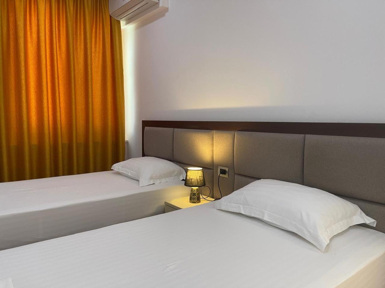 Nemesis Hotel Саранда Екстер'єр фото