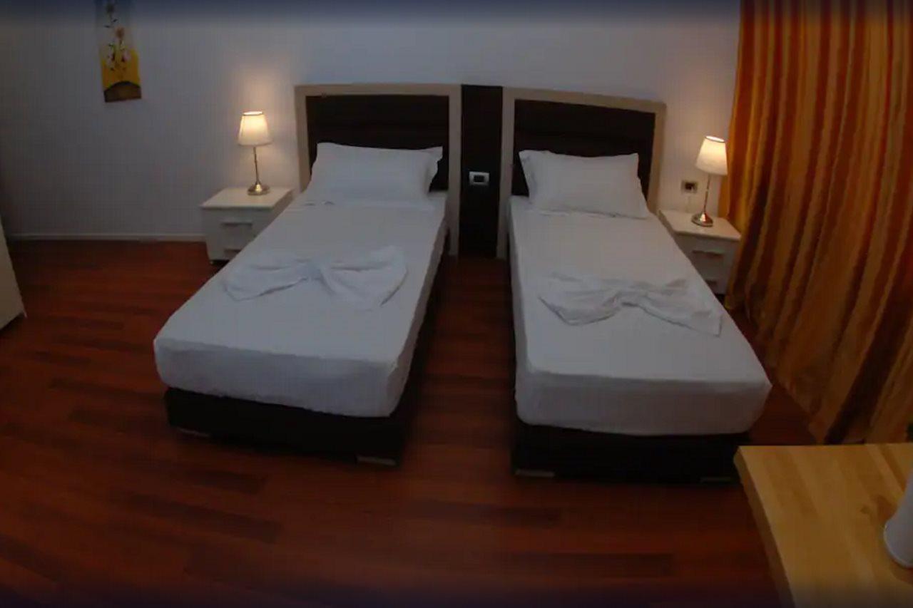 Nemesis Hotel Саранда Екстер'єр фото